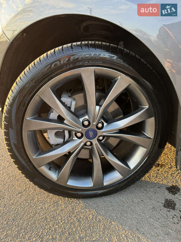 Внедорожник / Кроссовер Ford Edge 2022 в Полтаве