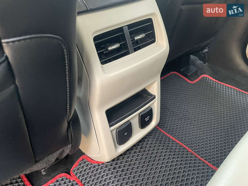 Позашляховик / Кросовер Ford Edge 2018 в Миргороді