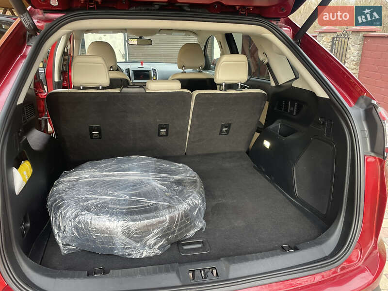 Позашляховик / Кросовер Ford Edge 2018 в Миргороді