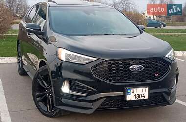 Позашляховик / Кросовер Ford Edge 2019 в 