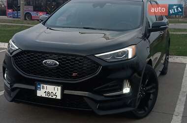 Позашляховик / Кросовер Ford Edge 2019 в 