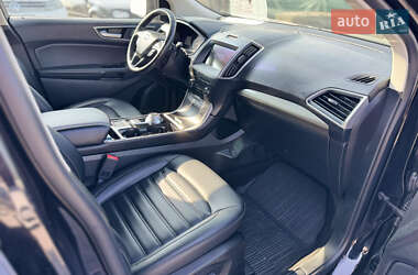 Внедорожник / Кроссовер Ford Edge 2018 в 