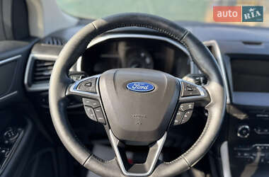 Внедорожник / Кроссовер Ford Edge 2018 в 