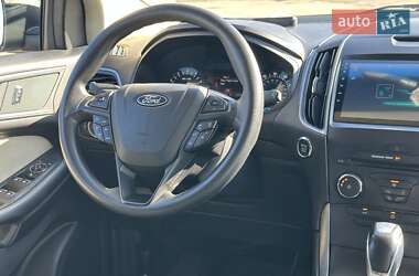 Внедорожник / Кроссовер Ford Edge 2018 в 