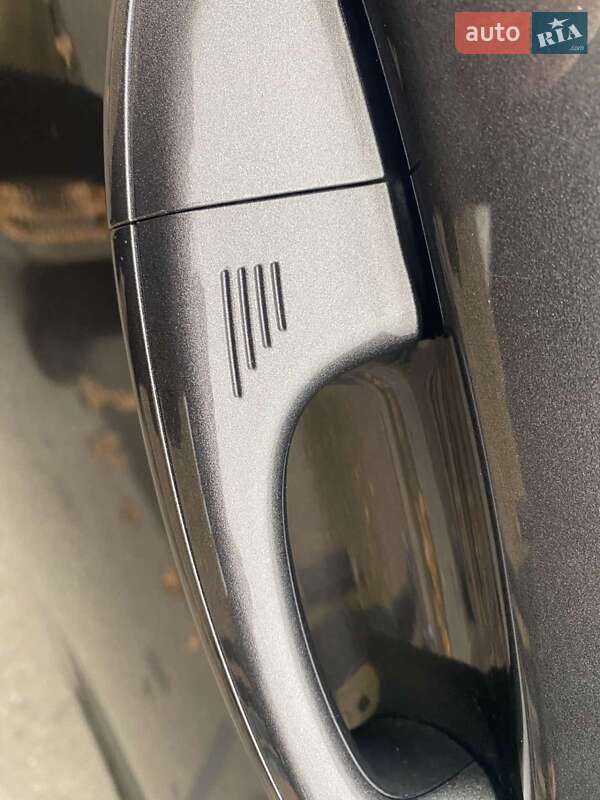 Позашляховик / Кросовер Ford Edge 2019 в Києві