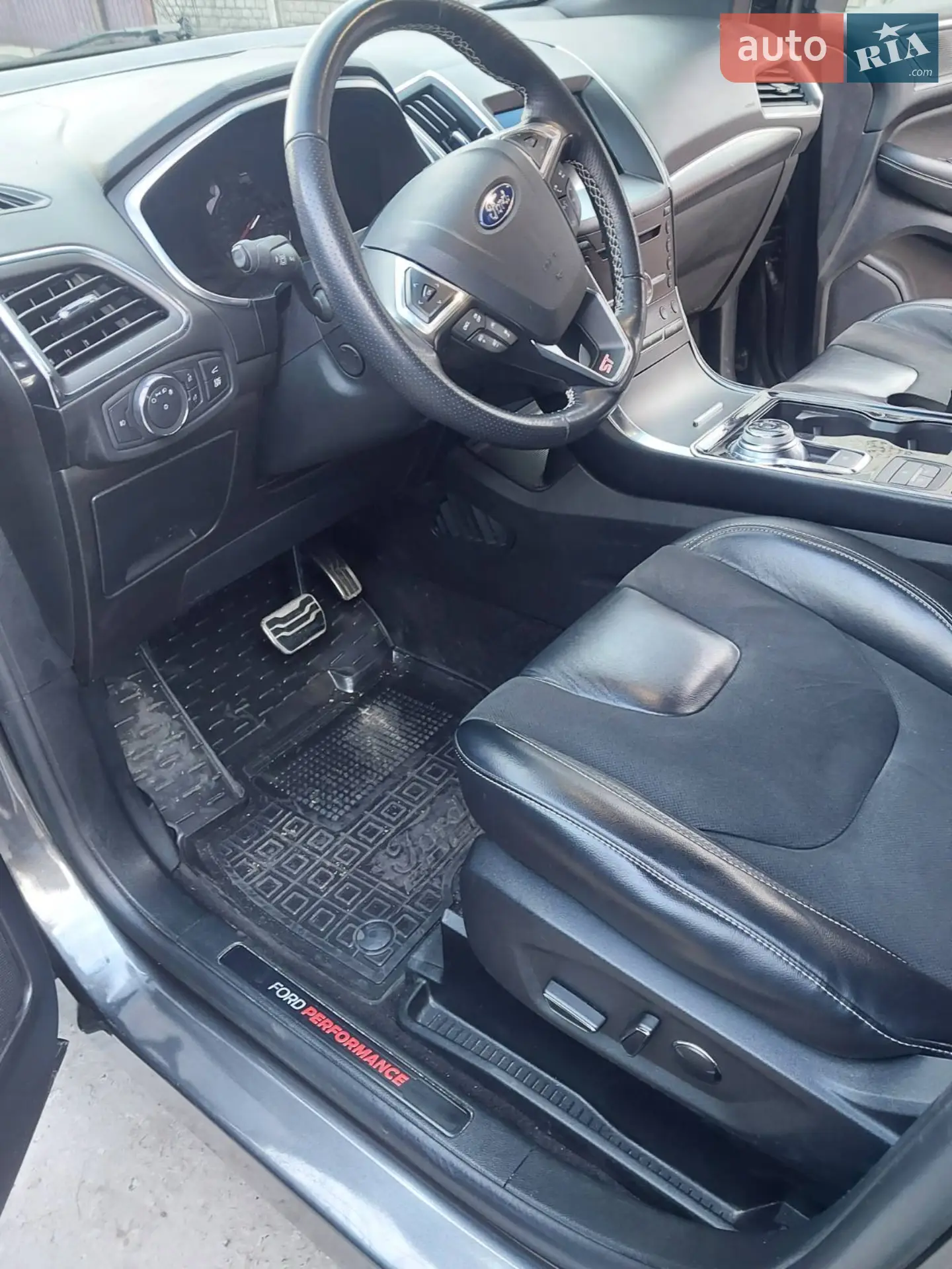 2019 Ford Edge - мініатюра 2