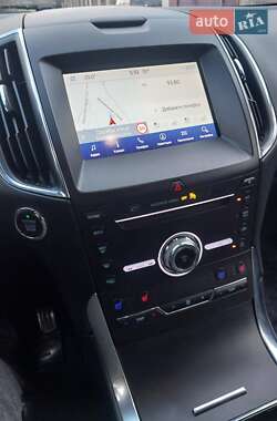 Внедорожник / Кроссовер Ford Edge 2019 в 
