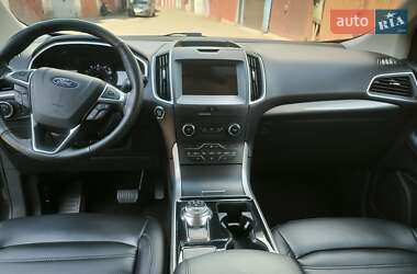 Внедорожник / Кроссовер Ford Edge 2019 в 