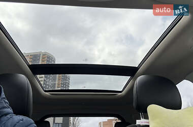 Внедорожник / Кроссовер Ford Edge 2018 в 