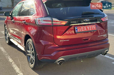 Внедорожник / Кроссовер Ford Edge 2019 в 