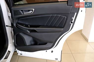 Внедорожник / Кроссовер Ford Edge 2017 в 
