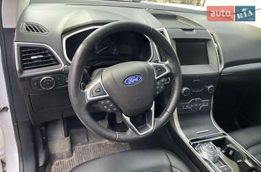 Внедорожник / Кроссовер Ford Edge 2019 в 