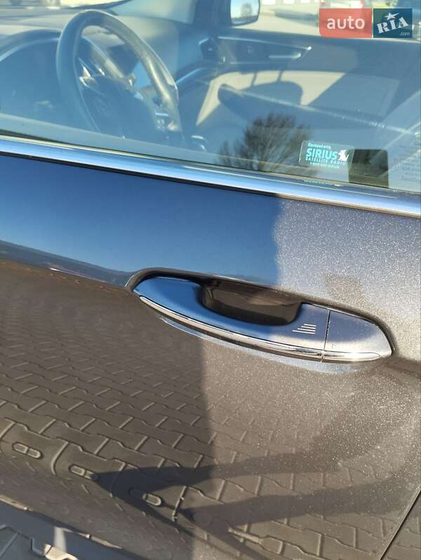 Внедорожник / Кроссовер Ford Edge 2018 в Киеве