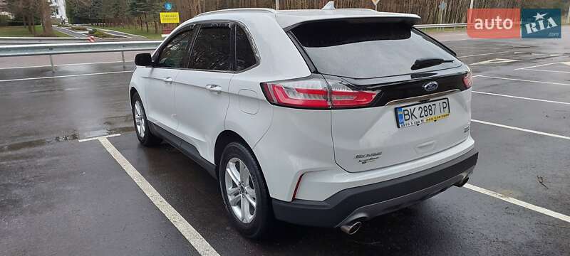 Позашляховик / Кросовер Ford Edge 2019 в Дубні