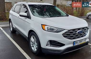 Внедорожник / Кроссовер Ford Edge 2019 в 