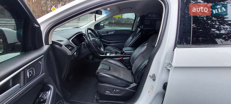 Позашляховик / Кросовер Ford Edge 2019 в Дубні