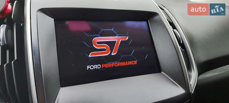 Позашляховик / Кросовер Ford Edge 2019 в Дубні