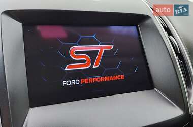 Внедорожник / Кроссовер Ford Edge 2019 в 