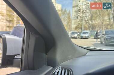 Позашляховик / Кросовер Ford Edge 2019 в 