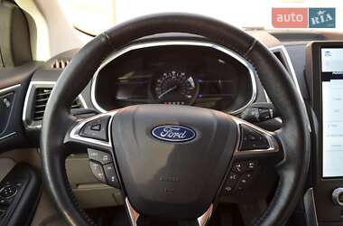 Позашляховик / Кросовер Ford Edge 2021 в 