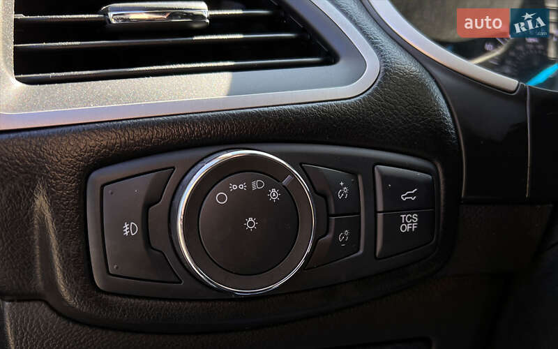 Позашляховик / Кросовер Ford Edge 2020 в Львові