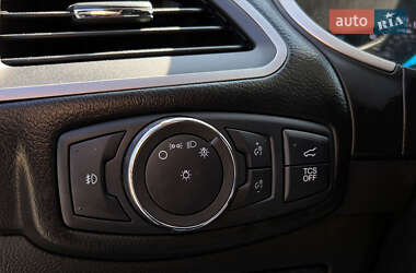 Внедорожник / Кроссовер Ford Edge 2020 в 
