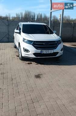 Внедорожник / Кроссовер Ford Edge 2016 в 