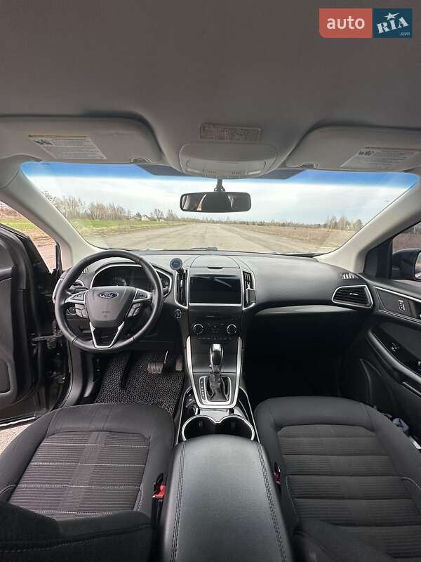 Внедорожник / Кроссовер Ford Edge 2016 в Любешове