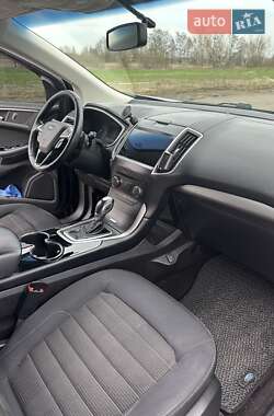 Внедорожник / Кроссовер Ford Edge 2016 в 