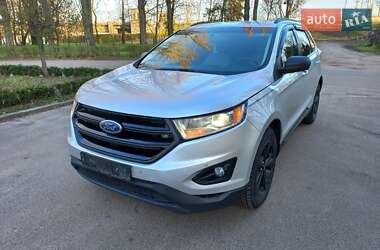 Позашляховик / Кросовер Ford Edge 2017 в 