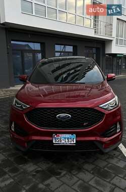 Внедорожник / Кроссовер Ford Edge 2019 в 