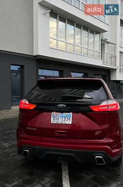 Внедорожник / Кроссовер Ford Edge 2019 в 