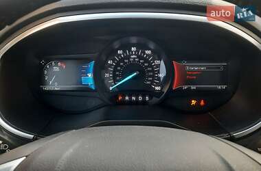 Внедорожник / Кроссовер Ford Edge 2018 в 