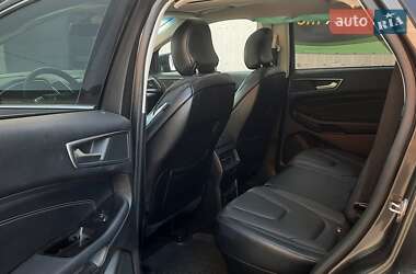 Внедорожник / Кроссовер Ford Edge 2018 в 