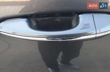 Внедорожник / Кроссовер Ford Edge 2018 в 