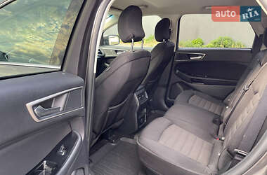 Внедорожник / Кроссовер Ford Edge 2019 в 