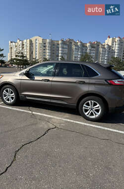 Внедорожник / Кроссовер Ford Edge 2019 в 