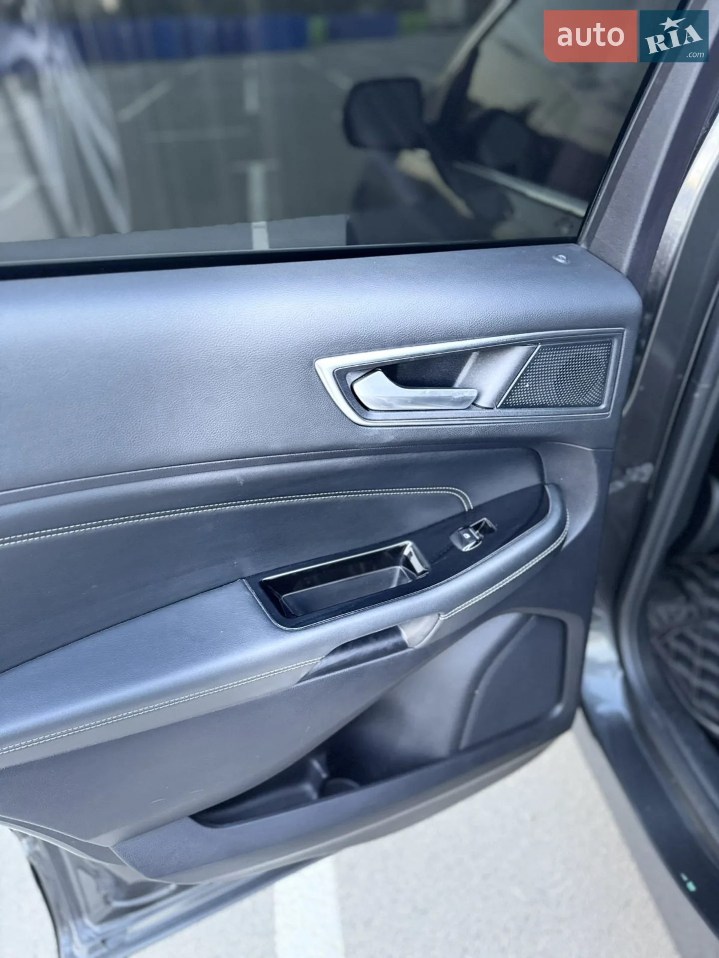 2019 Ford Edge - мініатюра 28