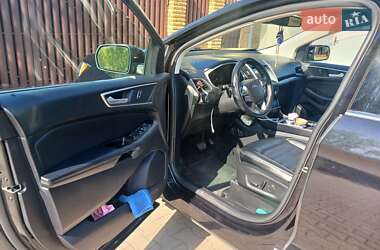 Внедорожник / Кроссовер Ford Edge 2018 в 