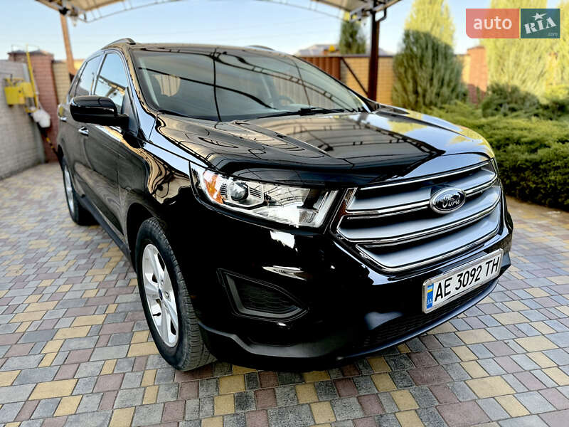 Внедорожник / Кроссовер Ford Edge 2018 в 