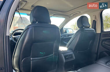Внедорожник / Кроссовер Ford Edge 2016 в 