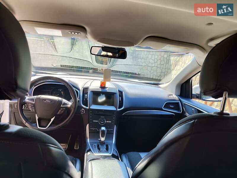 Внедорожник / Кроссовер Ford Edge 2016 в Ивано-Франковске