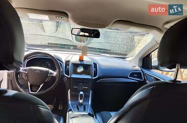 Внедорожник / Кроссовер Ford Edge 2016 в 