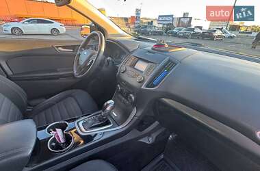 Позашляховик / Кросовер Ford Edge 2017 в 