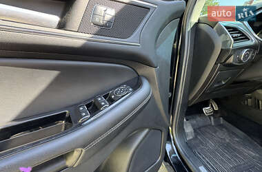 Позашляховик / Кросовер Ford Edge 2017 в 