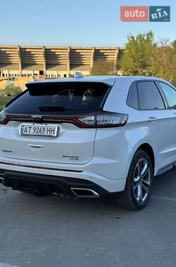 Внедорожник / Кроссовер Ford Edge 2015 в 