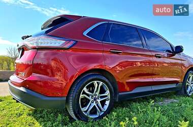 Внедорожник / Кроссовер Ford Edge 2015 в 