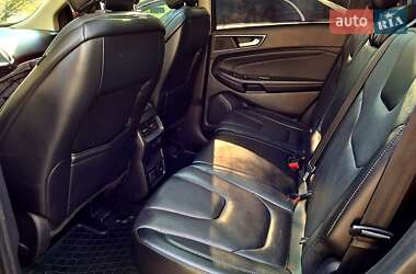 Внедорожник / Кроссовер Ford Edge 2015 в 