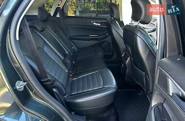 Внедорожник / Кроссовер Ford Edge 2015 в 