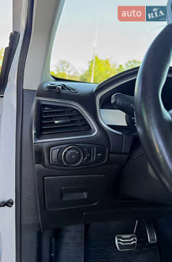 Позашляховик / Кросовер Ford Edge 2015 в Одесі